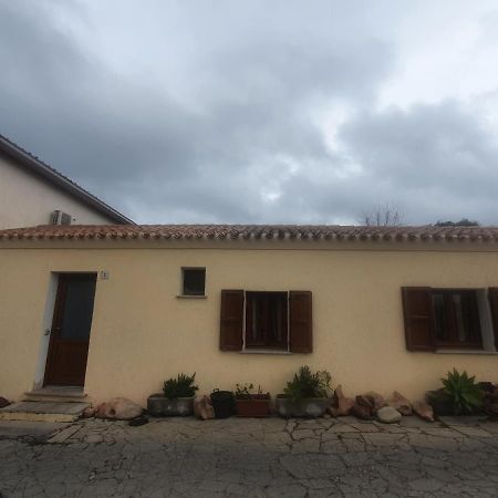 Appartamento Stangoni Badesi Esterno foto